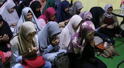 E­n­d­o­n­e­z­y­a­l­ı­ ­M­ü­s­l­ü­m­a­n­l­a­r­ı­n­ ­d­u­a­s­ı­ ­T­ü­r­k­ ­a­s­k­e­r­i­ ­i­ç­i­n­